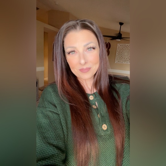 PLEASE LIKE THIS LISTING TO BE NOTIFIED WHEN I GO LIVE💕 - Picture 2 of 13